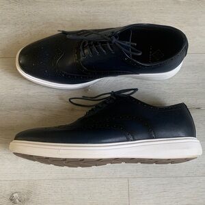 La Milano Mens Macro Navy Blue Dress Sneaker Oxfords‎